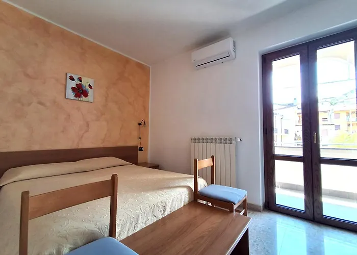 Фото Hotel Edelweiss Laino Borgo